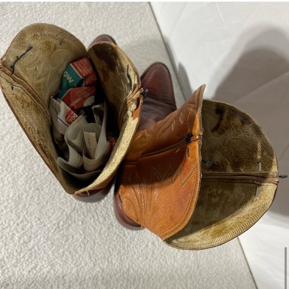 Vintage Leather Western Cowboy Boots With Vibram Soles 8.5 - Picture 13 of 16